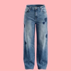 NWT! COLLAB RISEN X FRECKLE POPPY, MED WASH, 3XL,STRETCH, HIGH RISE,HEART JEANS.